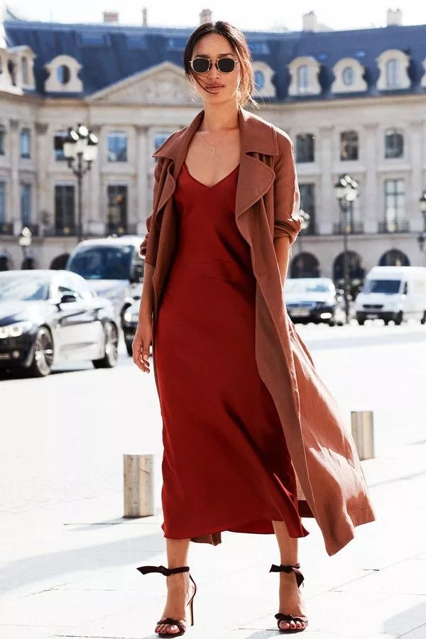 这两个颜色穿在一起,叫"看起来很贵"! - 潮流搭配 - 服装资讯 - 东纺