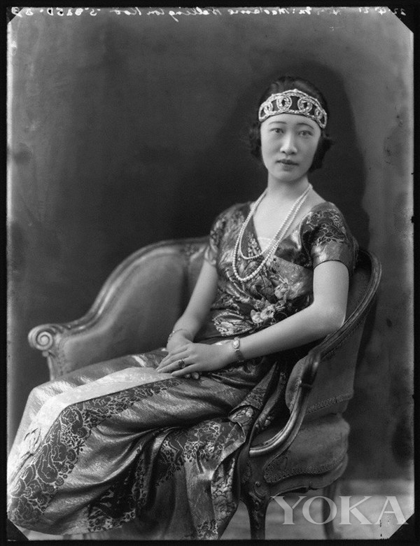 从名媛到外交官夫人 她凭好品味成最佳华裔时尚icon