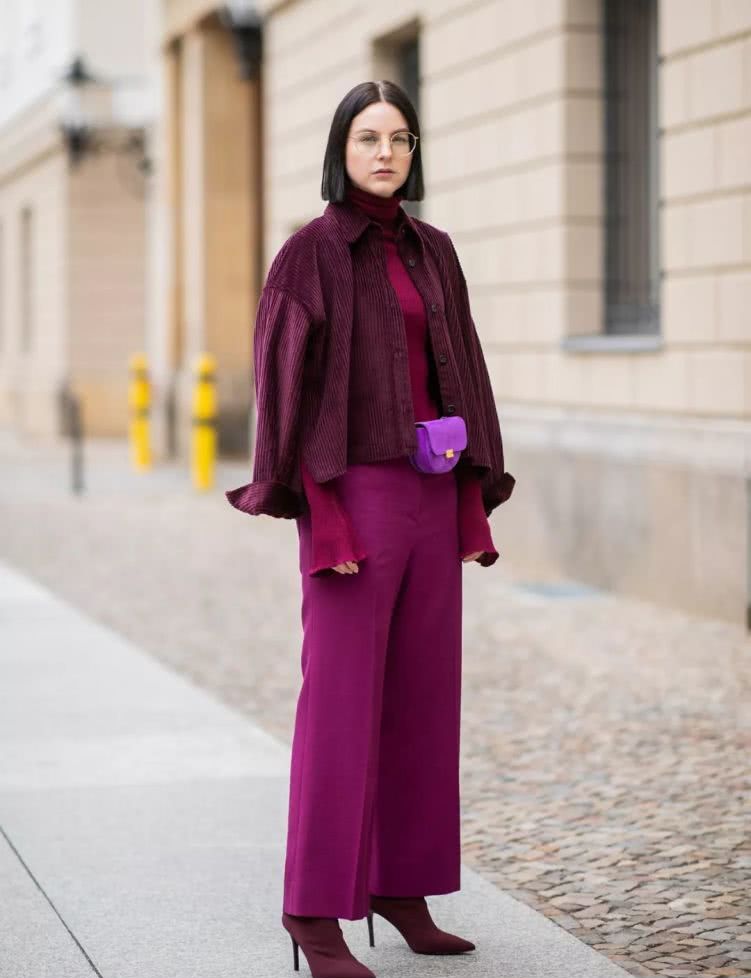 内搭换成同色系,显瘦显高变高级!