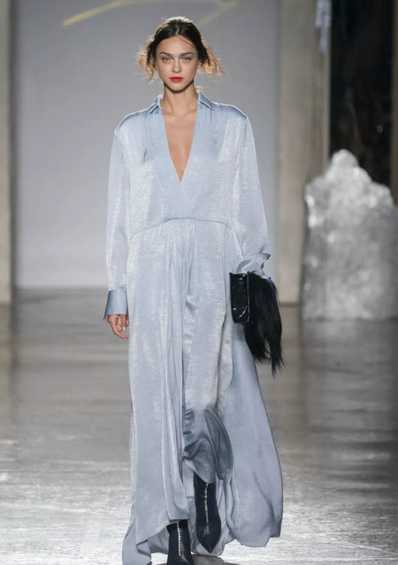 2020/21秋冬色彩分析 中性蜡粉色 重归质朴生活(图21)