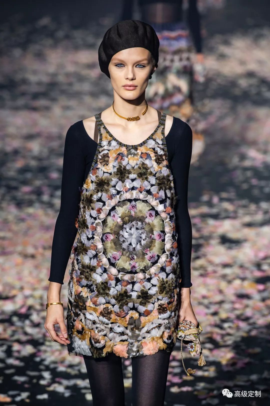 2020春夏女装面料&材质趋势应用:羽毛