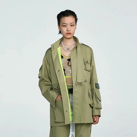 2021春夏中国女装流行趋势—夹克&外套(图22)
